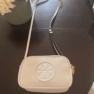 Authentic Tory Burch Cream Crossbody Bag with Gold Accents